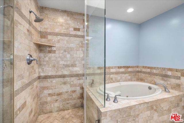 12044 Hoffman Street, 302 photo 33