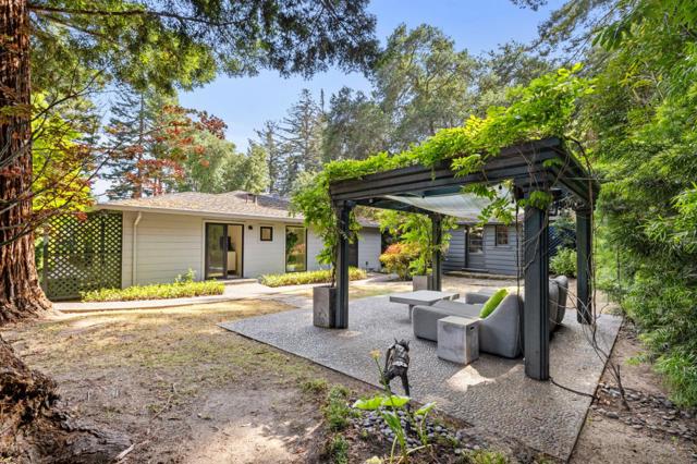 244 Roblar Avenue, Hillsborough CA: https://media.crmls.org/mediaz/f7f215d4-db82-490a-b291-a91f6f509bfc.jpg