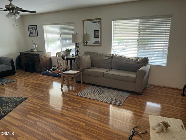 Detail Gallery Image 4 of 14 For 36 Copland Cir #36,  Ventura,  CA 93003 - 2 Beds | 2 Baths