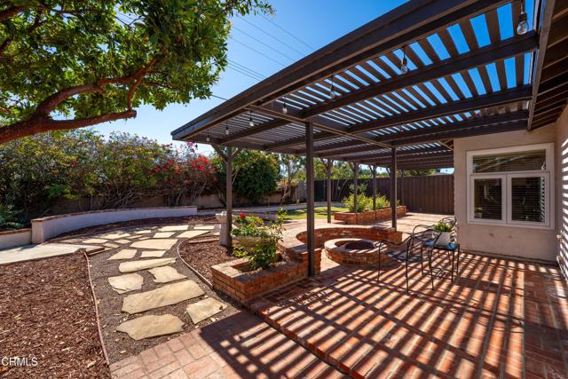 Detail Gallery Image 15 of 18 For 9116 Neath St, Ventura,  CA 93004 - 3 Beds | 2 Baths