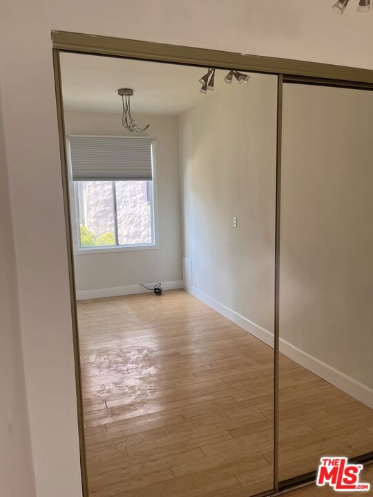 133 S Elm Drive, Beverly Hills CA: https://media.crmls.org/mediaz/f7f417f8-5e59-47f5-91ce-9cab24d40d87.jpg