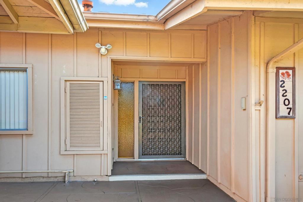 MLS #250036738SD image #2