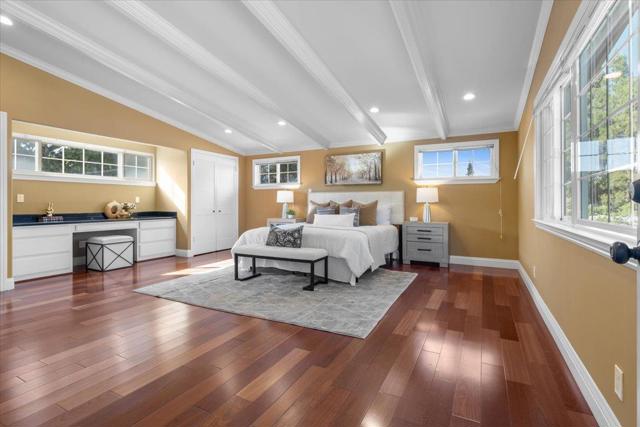 510 Sunnymount Avenue, Sunnyvale CA: https://media.crmls.org/mediaz/f7f4db03-21fe-48ac-854b-33a2729e777a.jpg