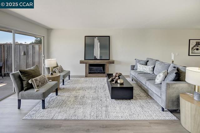 2101 PTARMIGAN DR, Walnut Creek CA: https://media.crmls.org/mediaz/f7f52f24-c021-467b-bfdd-d5e2d222e079.jpg