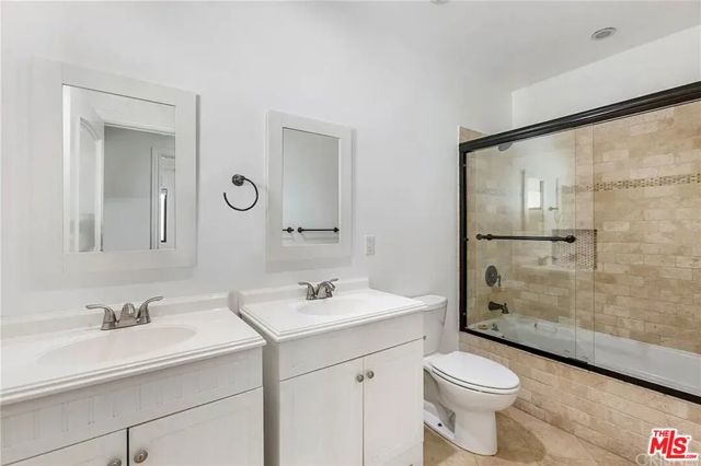 13201 Bloomfield Street, Sherman Oaks CA: https://media.crmls.org/mediaz/f7f61ca5-d6a7-43cd-b6cb-081936bd9c4e.jpg