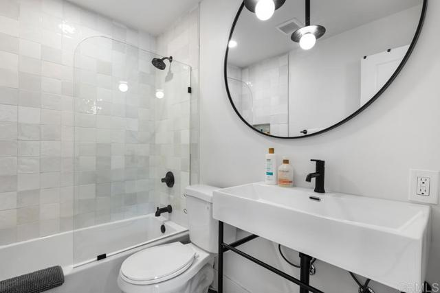 Image 15 of 22 For 4338 33rd Place