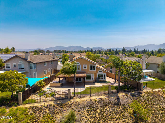 1347 La Culebra Circle, Camarillo CA: https://media.crmls.org/mediaz/f7f803ef-ba1d-4e83-a448-b3ad52f48963.jpg
