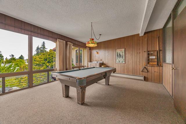 1427 Floribunda Avenue, Burlingame CA: https://media.crmls.org/mediaz/f7f87962-54ba-44fb-bc1a-c9fb3d533959.jpg