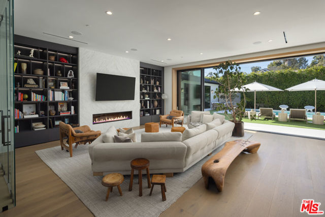 Drew Fenton | 455 N Bundy Drive Los Angeles CA | MLS: 7344802