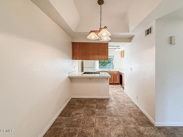Detail Gallery Image 6 of 39 For 5738 Skyview Way #F,  Agoura Hills,  CA 91301 - 1 Beds | 1 Baths