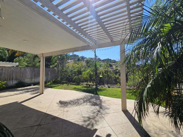 1571 Corte Daniel, Oceanside CA: https://media.crmls.org/mediaz/f7faf035-50e9-4276-9d6f-05fbdae4e8af.jpg