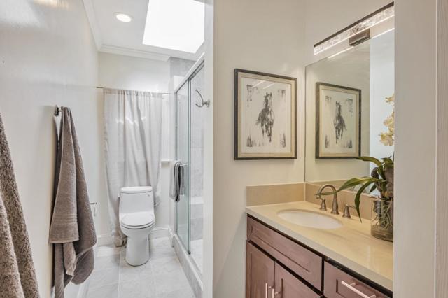2328 Le Conte Avenue, Berkeley CA: https://media.crmls.org/mediaz/f7fb9f61-33e5-4050-afb5-26fef20cc82e.jpg