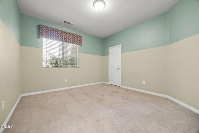 13418 Giro Drive, Bakersfield CA: https://media.crmls.org/mediaz/f7fc27f1-377e-4c6d-ade9-e24934feac1b.jpg