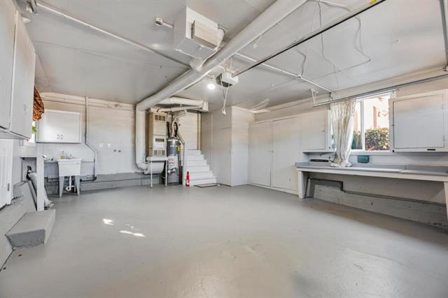 20 Queen Anne Court, Millbrae CA: https://media.crmls.org/mediaz/f7fcd753-729e-4fb7-9214-14383e5c2926.jpg