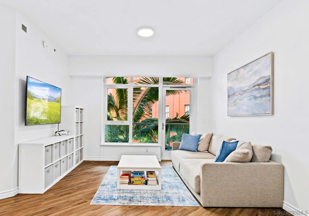 1431 Pacific Highway - photo 3