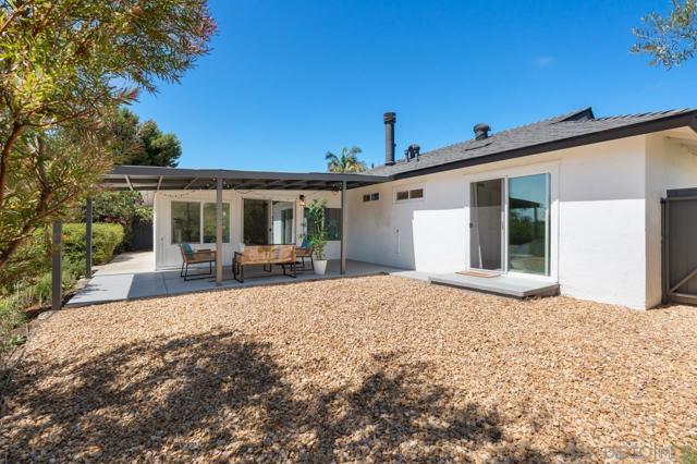 4179 Galt St, San Diego CA: https://media.crmls.org/mediaz/f7fd32a2-4f04-4995-99c7-0943eb6681d2.jpg