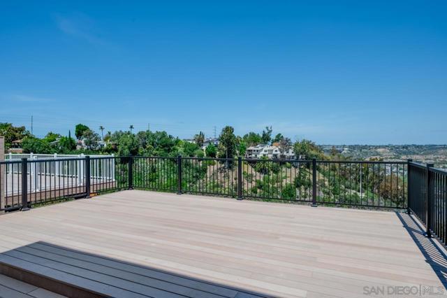 2948 Copley Ave, San Diego CA: https://media.crmls.org/mediaz/f7fdaaa2-a669-420d-ae5d-f599198b5402.jpg