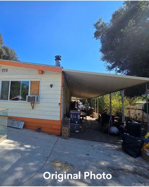 15613 Hawley Court, El Cajon CA: https://media.crmls.org/mediaz/f7fdfdfc-9295-4f69-8d09-c59386fb1c7b.jpg