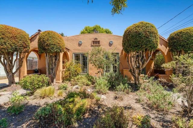 806 Seabright Avenue, Santa Cruz CA: https://media.crmls.org/mediaz/f7fe031b-d33f-440e-a4d4-bfd70f2ff152.jpg