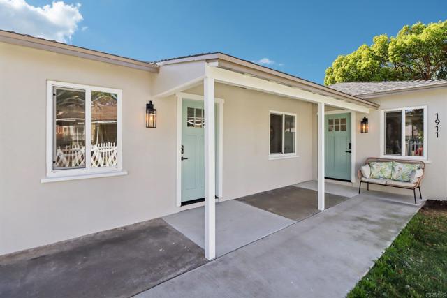 Detail Gallery Image 4 of 60 For 1909 11 S Freeman St, Oceanside,  CA 92054 - 4 Beds | 2 Baths