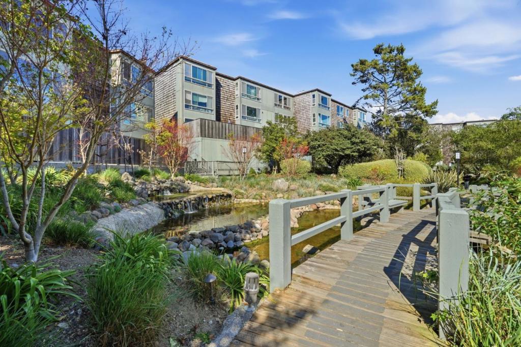 95 Red Rock Way #203M