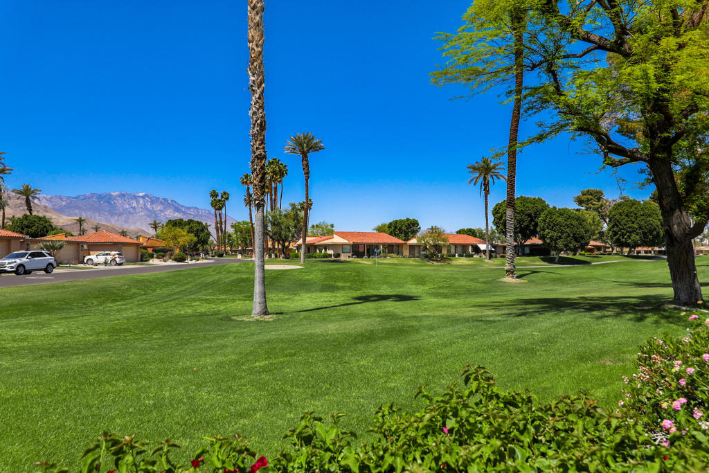 89 La Ronda Drive