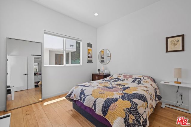3170 Glenmanor Place, Los Angeles CA: https://media.crmls.org/mediaz/f7ff676b-7c7d-4fb5-baa9-770fe898abd8.jpg