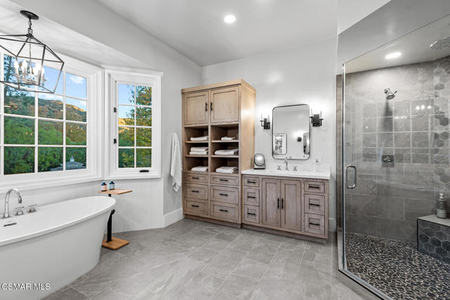 28845 Countryside Drive, Agoura Hills CA: https://media.crmls.org/mediaz/f7ffe0c1-f2d5-4fe4-8adf-6e9bb512c577.jpg