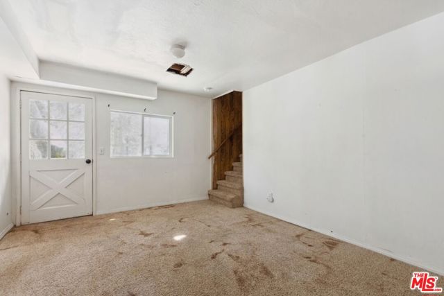 286 S Fairway Drive, Lake Arrowhead CA: https://media.crmls.org/mediaz/f800e9c7-ff4b-470a-b4fc-3b5e42bb65db.jpg