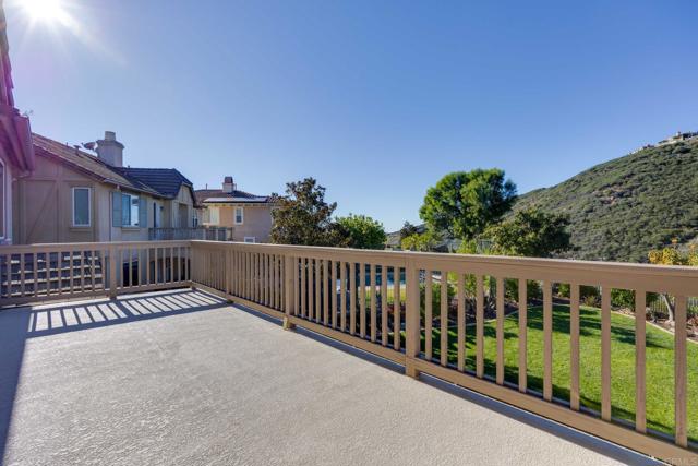 970 Idyllwild Way, San Marcos CA: https://media.crmls.org/mediaz/f801075c-fb08-48a0-bf73-cce3e4b3da8b.jpg