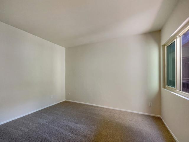 5513 Adobe Falls Rd, San Diego CA: https://media.crmls.org/mediaz/f8020059-f2a9-4790-9c6a-ef57e69b51ac.jpg