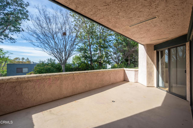 Detail Gallery Image 27 of 44 For 4499 via Marisol 113a,  Los Angeles,  CA 90042 - 2 Beds | 2 Baths