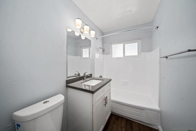 Image 17 of 26 For 1415 Grand Avenue