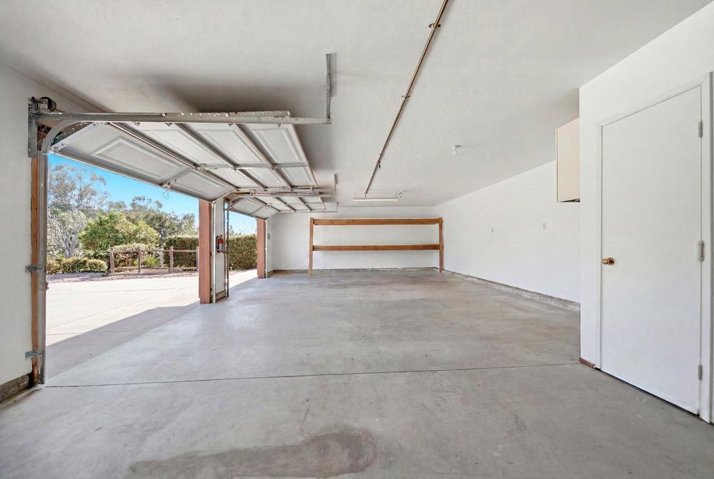 932 Regal Rd - photo 14