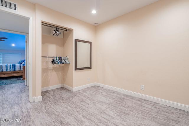 2760 Royal Avenue, Simi Valley CA: https://media.crmls.org/mediaz/f802c284-2a30-48f3-b950-4a9b6a2edb3f.jpg