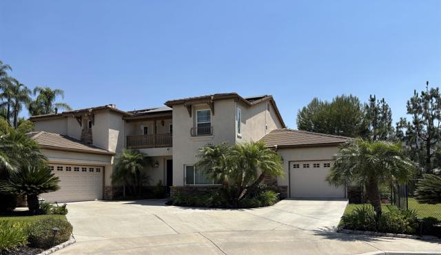 Detail Gallery Image 2 of 53 For 1404 Logan Ct, Escondido,  CA 92027 - 5 Beds | 4 Baths