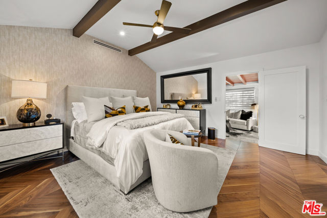 5013 Auckland Avenue, Toluca Lake CA: https://media.crmls.org/mediaz/f8036609-11f3-485e-b456-cfb01f1fca30.jpg