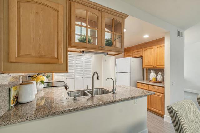 39623 Buena Vista Terrace, Fremont CA: https://media.crmls.org/mediaz/f8044e19-659d-4079-8db3-ba18f4db8cc1.jpg