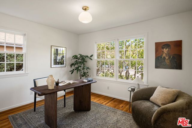 3173 Butler Avenue photo 23