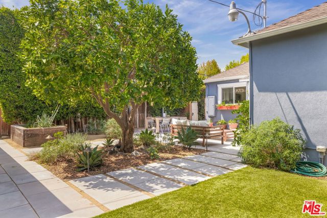 2590 Armacost Avenue, Los Angeles CA: https://media.crmls.org/mediaz/f80541b7-9bfa-4a72-bdd8-6293936128cb.jpg