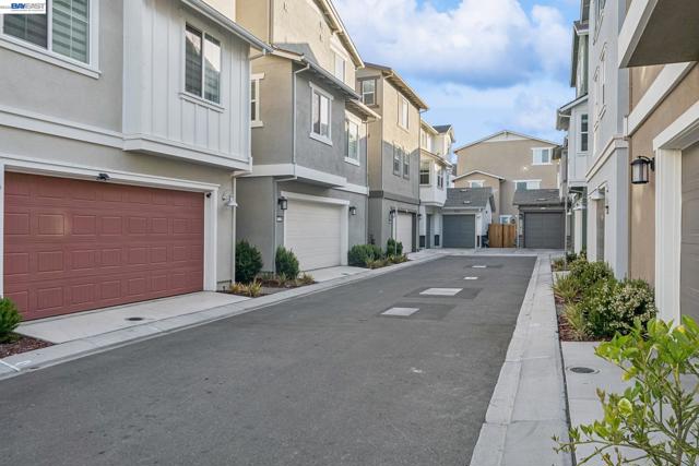 Image 43 of 59 For 37231 Sand Bar Place