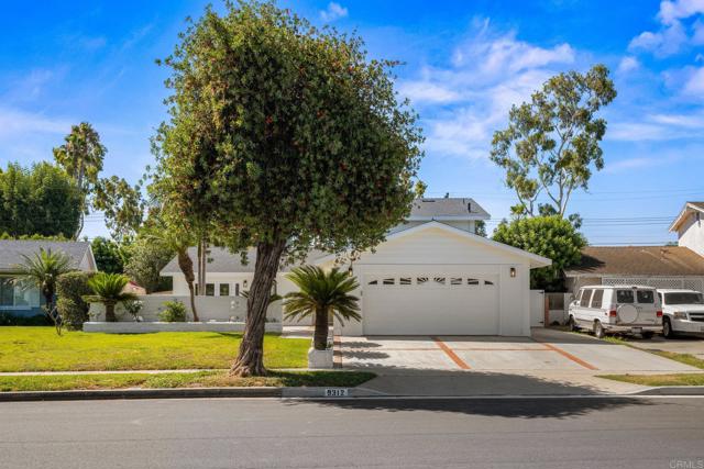 Detail Gallery Image 1 of 1 For 9312 Daisy Ave, Fountain Valley,  CA 92708 - 4 Beds | 3 Baths