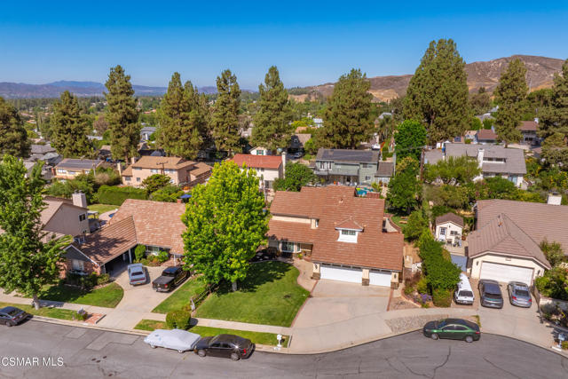 3581 Rachael Avenue, Simi Valley CA: https://media.crmls.org/mediaz/f8071276-b132-4e89-a3e8-e90bde28b56c.jpg