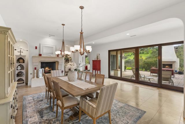 Detail Gallery Image 13 of 49 For 4229 Bridlewood Rd, Fallbrook,  CA 92028 - 4 Beds | 3/1 Baths