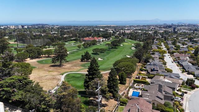 800 26th Avenue, San Mateo CA: https://media.crmls.org/mediaz/f80892f7-d832-4fa3-b178-6005e66c0c2f.jpg