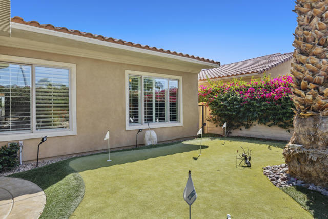 81438 Avenida Altamira, Indio CA: https://media.crmls.org/mediaz/f8095f4b-b0de-4034-b21a-585349fd88c3.jpg