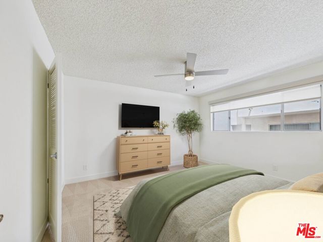 4573 Willis Avenue, Sherman Oaks CA: https://media.crmls.org/mediaz/f809a688-c213-4184-b399-63fdd7b1c0d4.jpg