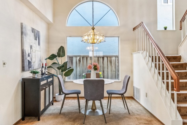 Image 10 of 42 For 1152 Old Alameda Pt