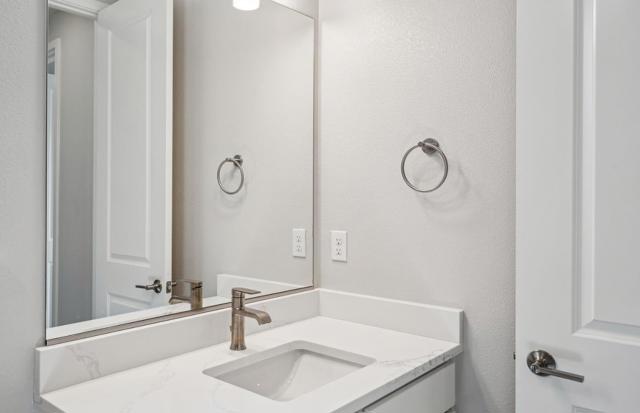 2512 Sage Street, San Mateo CA: https://media.crmls.org/mediaz/f80a5eaa-7ae1-440b-bd05-532600c8ff31.jpg