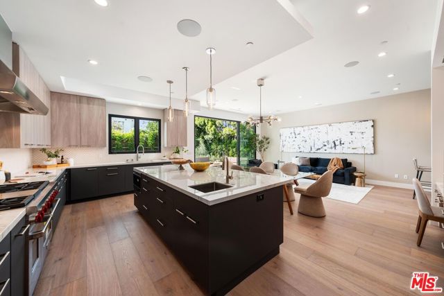 1213 Pine Street, Santa Monica CA: https://media.crmls.org/mediaz/f80b51cf-4632-4320-8029-1c14c2de9c86.jpg